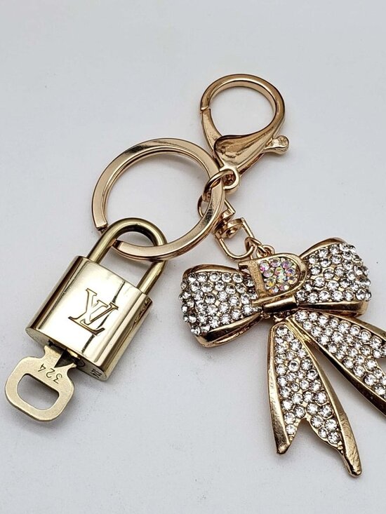 Authentic Louis Vuitton Lock & Key with unbranded Bagcharm, Keycharm, Keychain - Picture 5 of 8